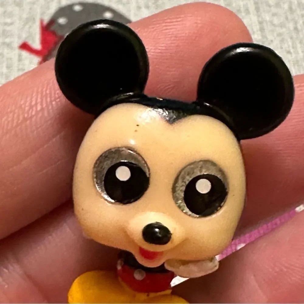 Disney Doorables Mickey Mouse mini figure